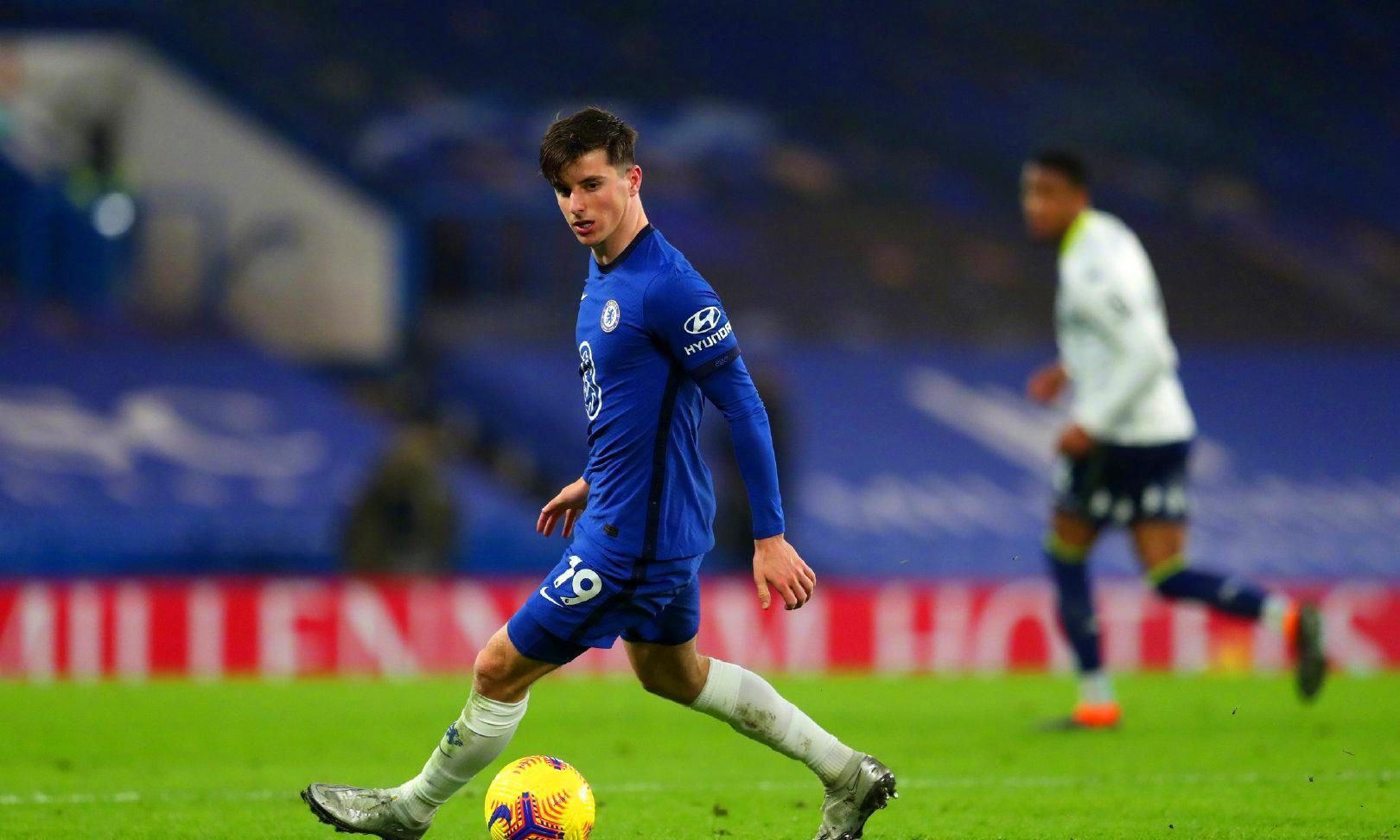 湖人球员通道签名小孩实为工作人员安排