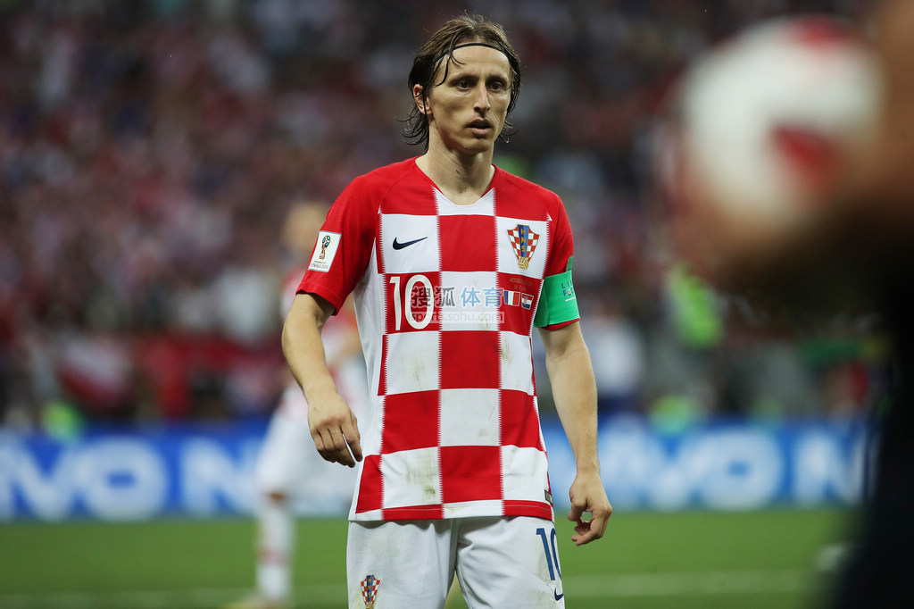 国安5-1送梅州降级，法比奥大四喜独享联赛金靴，张玉宁破门